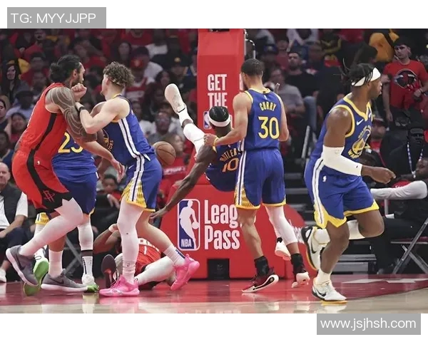 火箭与勇士季后赛第三场精彩回顾与全场录像分析